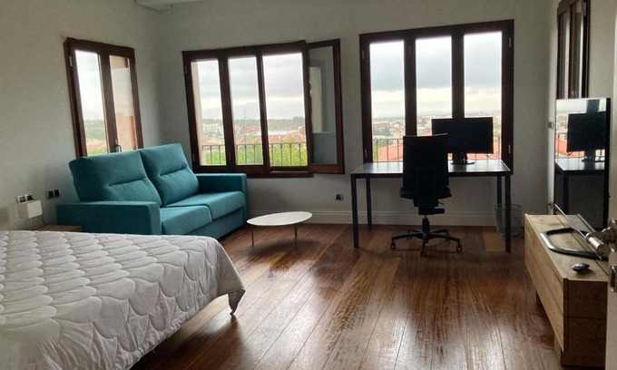 La Senia Bed & Breakfast | Sis Pobles Bed&Breakfast