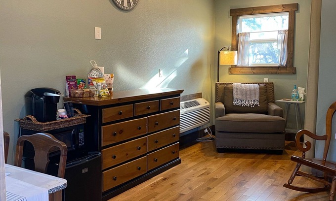 Boerne House | Sisterdale Cottage