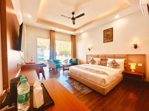 Daltenganj Hotel | Sitara Scenic Mountain View Hotel & Resort, Mussoorie - luxury Rooms with open Rooftop Cafe