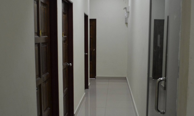Seri Kembangan House | Sitiyam Homestay Seri Kembangan