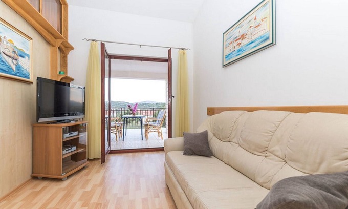 Seget House | Six Bedroom Holiday Home