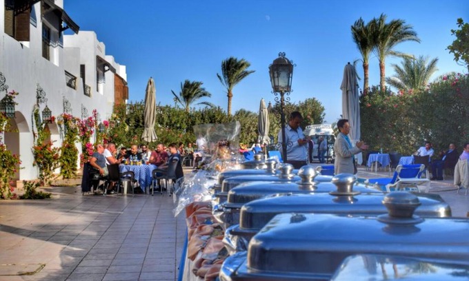 Fayed Resort | Six Corners Resort