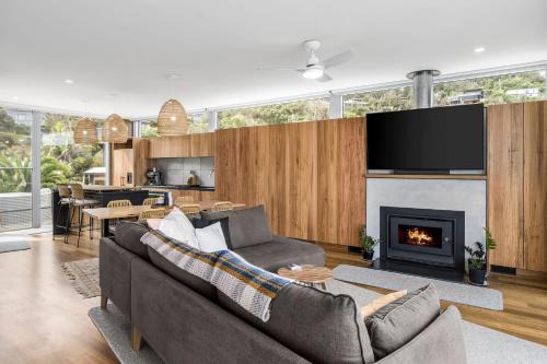 Separation Creek House | Six Degrees