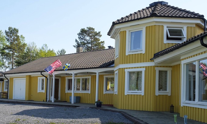 Valdemarsvik Bed & Breakfast | Skönero Bed and Breakfast