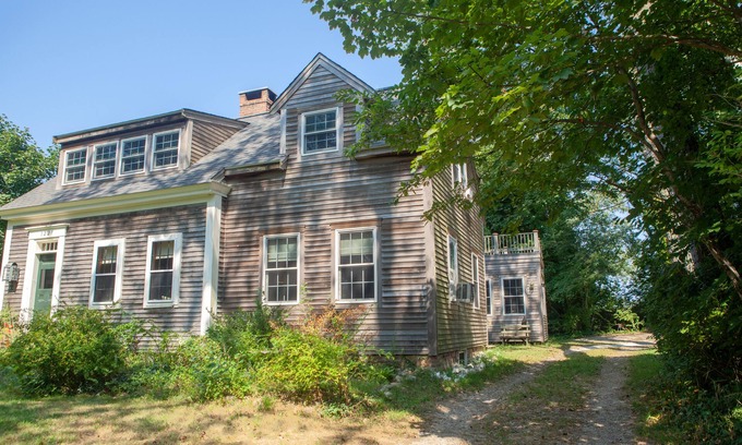 Orleans House | Skaket Beach - 4 BR/3 BA - Post and Beam Walk to Skaket