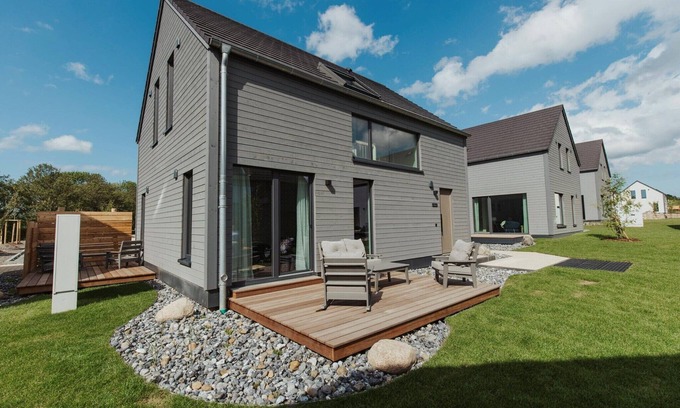 Sagard House | skandinavisch eingerichtetes Doppelhaus in Sagard