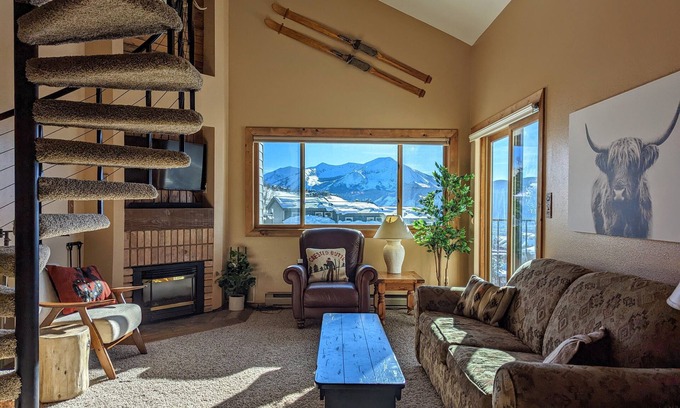 Crested Butte Condo | Ski and Bike In/Out Condo on Mt. Crested Butte with Private Entrance. Sleeps 8