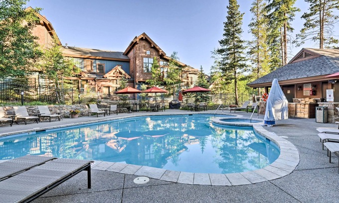 Breckenridge Condo | Ski-In Breckenridge Condo w/Fireplace + Balcony!