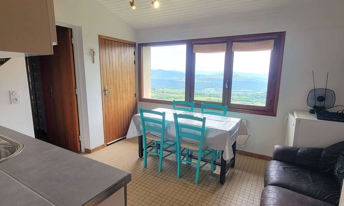 Saint-Michel-de-Chaillol Apartment | Ski-In/Ski-Out Apt - 2 Bdrms, Sleeps 4, South-Facing Balcony, Pet-Friendly, Bright Living Area