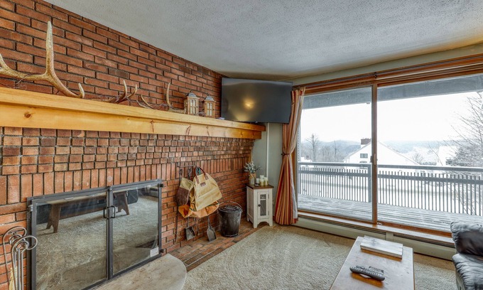 Central Vermont- Killington Condo | Ski-in/out condo with pool, hot tub, sauna & fast WiFi