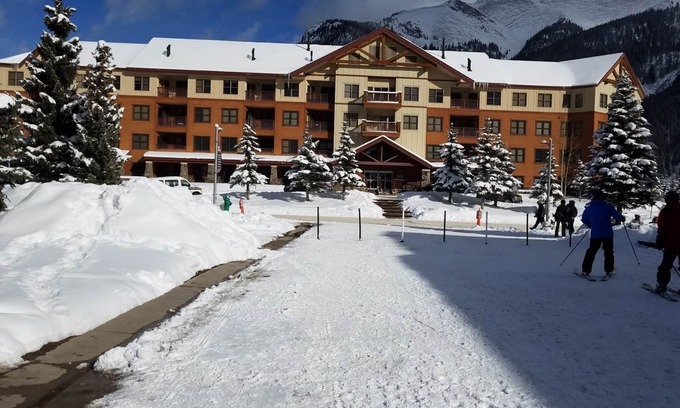East Village at Copper Condo | Ski in/Out! Gold Rated, Corner, plus sized unit, King BR & 4 Bunks, Great Views!