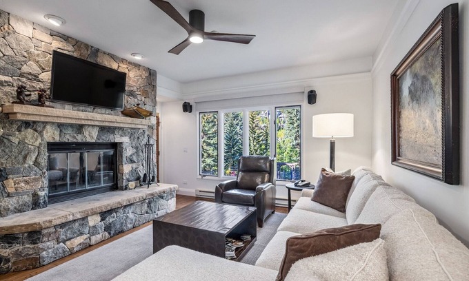 Beaver Creek Condo | Ski In/Out Luxury, Mountain Views, 2 Pools, 3 Hot Tubs, Steam, Sauna, Gym