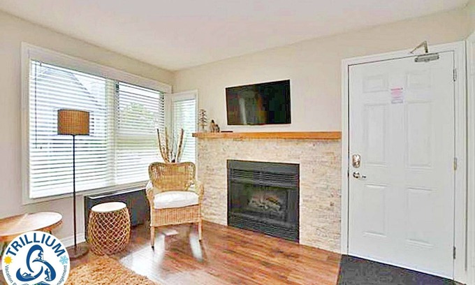 Craigleith Condo | Ski-in/Ski-out Cozy Studio at North Creek Resort