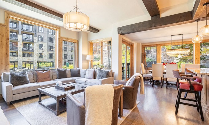 Empire Pass Condo | Ski-in/Ski-out, Luxury Amenities, Workout Rooms - Steps from the Slopes!