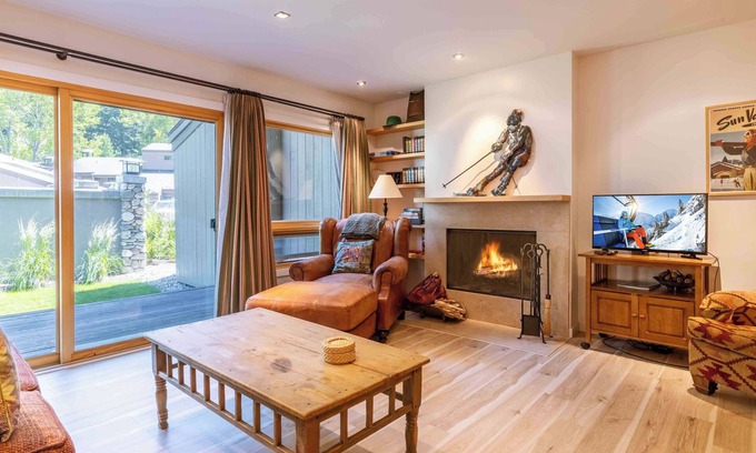 Warm Springs Condo | Ski-In/Ski-Out Splendor: Walk to the Lift