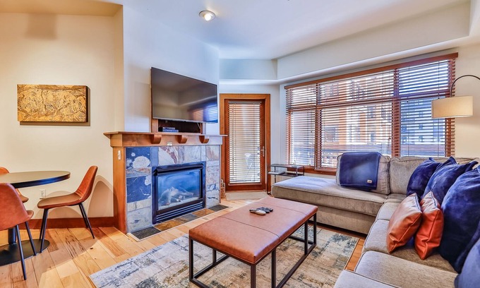 Park City Condo | Ski In/Ski Out with Mtn Views and Easy Hot Tub Access