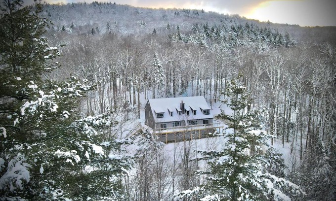 Stockbridge House | Ski Mountain Home Unit A