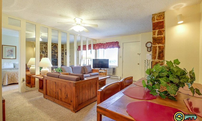 Mount Jackson Condo | Ski/MTB/Golf Condo (#101) - Walk out to ski slopes & mountain bike park!