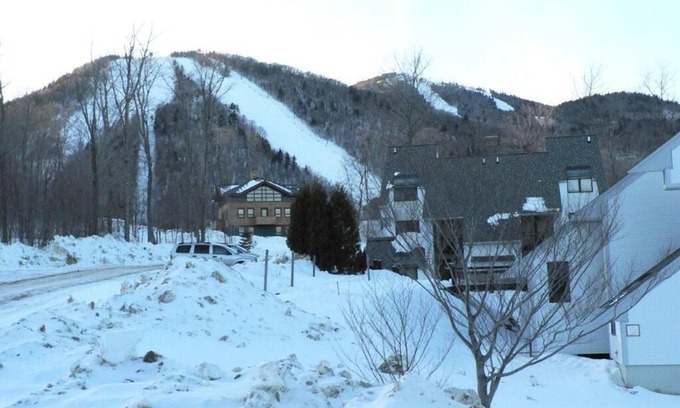 Central Vermont- Killington Condo | Ski-on Ski-Off Killington 2 BR Condo Newly renovated at Sunrise