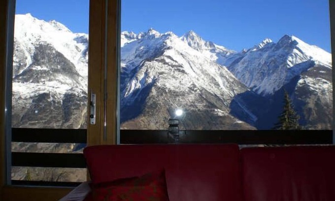 Eischoll Apartment | Ski & Snowsports in Winter, Alpine Walking in Summer, Beautiful Alpine Village