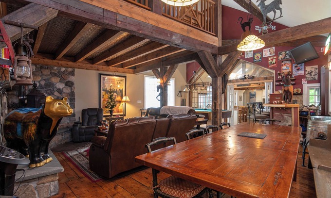 Wilmington House | SKIING, PARTY SAFELY IN THE SNOW! NO NEED TO DRINK & DRIVE.