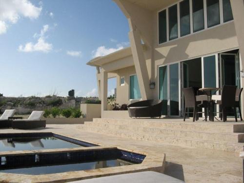 Governor's Harbour Villa | Sky Beach Club Villa Waterfall 1 villa