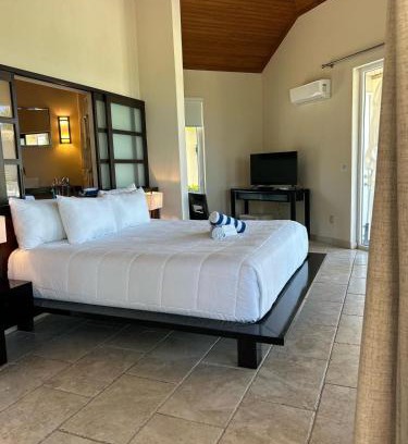 Governor's Harbour House | Sky Beach Club Bungalow 3 Steps from Beach With Club, Pool bungalow