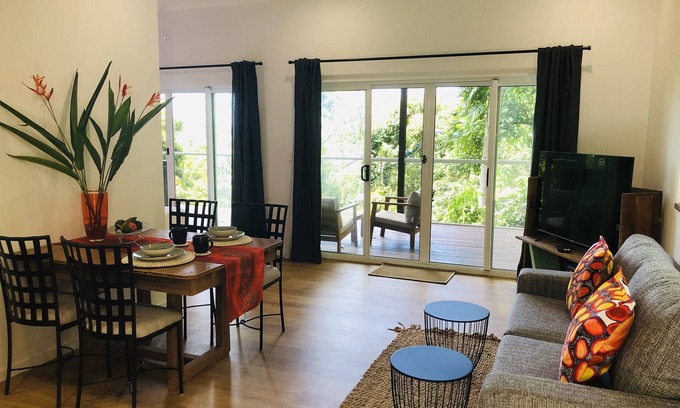 Rocky Point House | ‘Sky’: Bungalow surrounded by rainforest, ocean views and jacuzzi