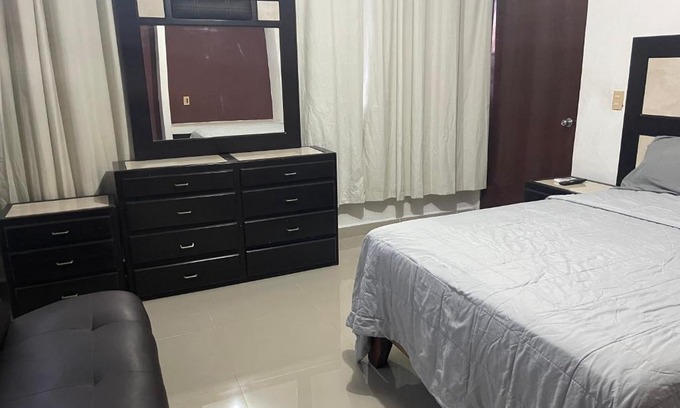 Lazaro Cardenas Apartment | SKY DEPA