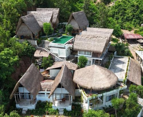 Kuta Resort | Sky Mountain Views