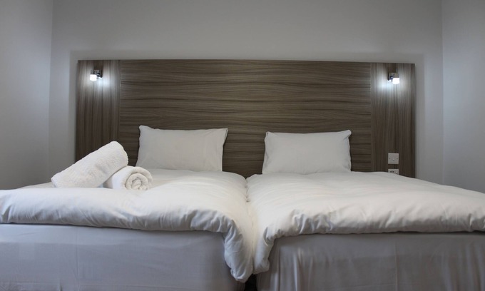 Hillingdon Hotel | Sky Nights Hotel London Heathrow