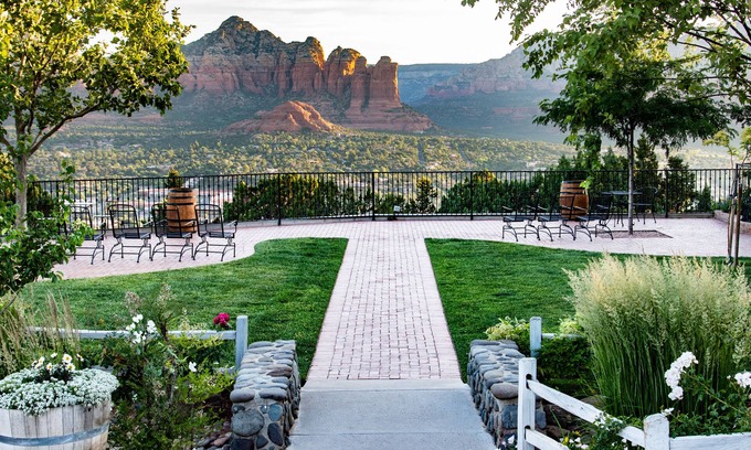 West Sedona Cabin | Sky Ranch Lodge