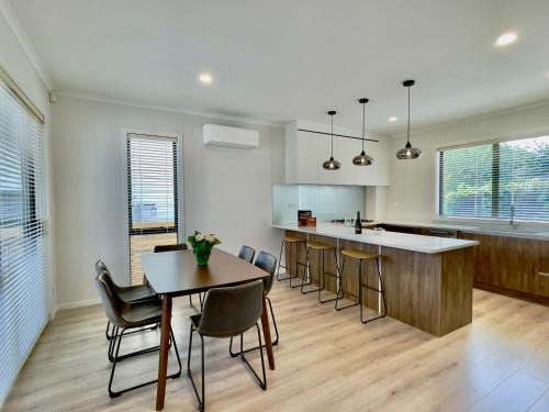 Auckland Villa | Sky Stars Brand-new comfortable 3 & 4-bedroom Houses