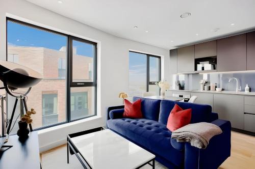 Bromley North Apartment | Sky Studio Near O2, Olympic Stadium Canary Wharf