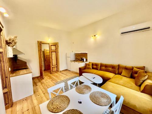 Plovdiv Center House | SKYLER VINTAGE APARTMENTS