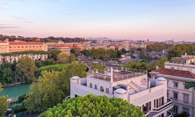 Vatican Apartment | Skylife Tiber Penthouse