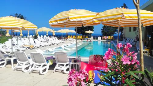Primorski Apartment | Skyline apartment 20 with sea view and pool