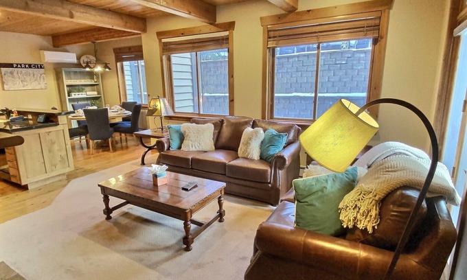 Deer Valley Condo | SkyRun Settlers Ridge Deer Valley-Walk to Main Street with Community Hot Tub!