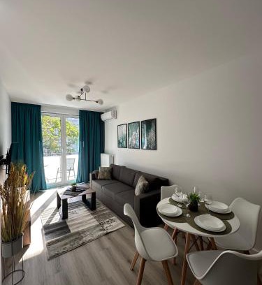 Nowy Dwor Mazowiecki Apartment | SkyTravel 26 Apartament Pileckiego Nowy Dwór Mazowiecki Airport Modlin 24H