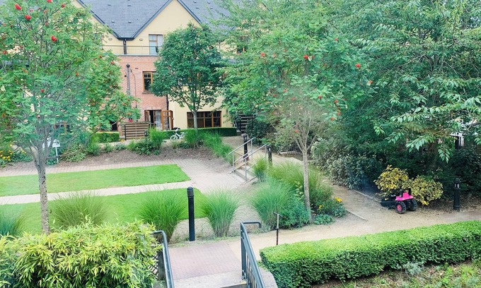 Castleknock Apartment | Slavia !