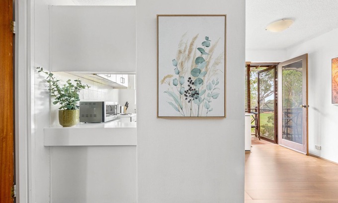 North Parramatta Apartment | Sleek 2-Bed Unit in Quiet Street by Belmore Park