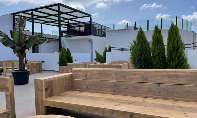 Gibraltar Apartment | Sleek Oasis in the Heart of Gibraltar - Sleeps 6