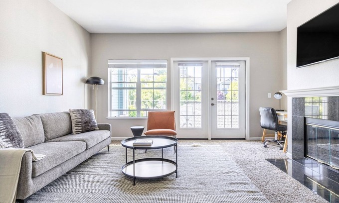 Santa Clara Apartment | Sleek Santa Clara 2BR w/W/D, Gym, Pool, walk to Safeway, by Blueground