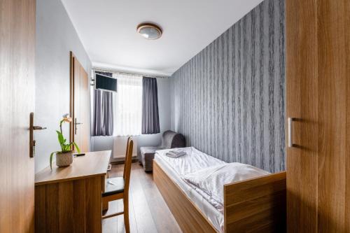 Lubliniec Bed & Breakfast | Sleep&Go