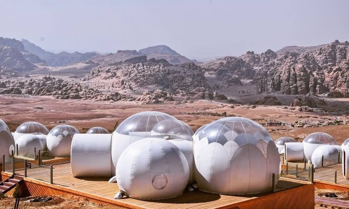 Wadi Musa Hotel | Sleep in Petra under the stars and enjoy your own hot tub.