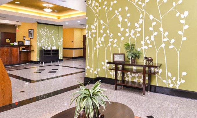Greater Heights Hotel | Sleep Inn & Suites Near Downtown North