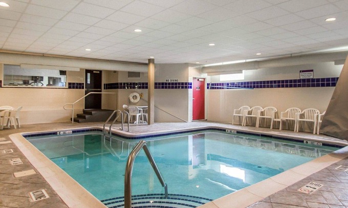 Niantic Hotel | Sleep Inn & Suites Niantic