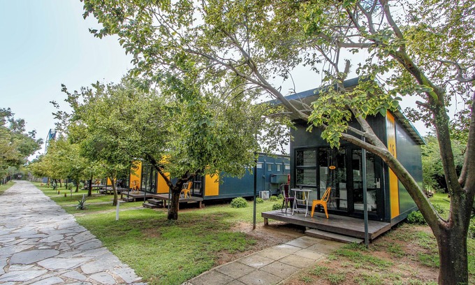 Greater Johannesburg Metropolitan Area Hotel | Sleepover Lanseria