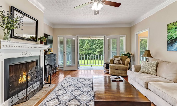 Lawrenceville House | Sleeps 12! Farmhouse retreat in the city on 13+ acres