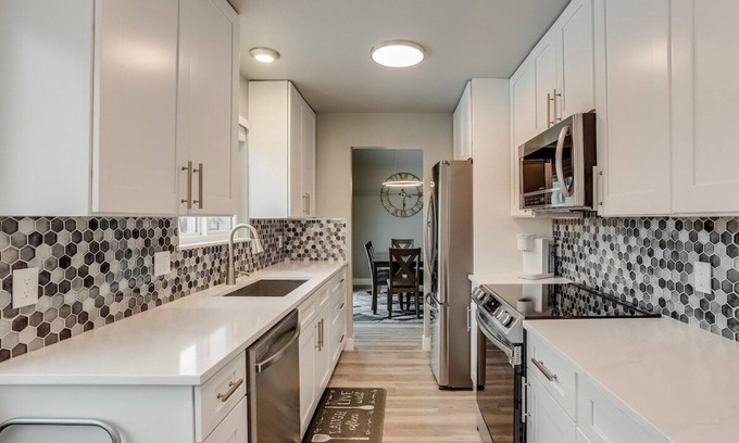 North Central Westminster House | Sleeps 14*Between Boulder&Denver